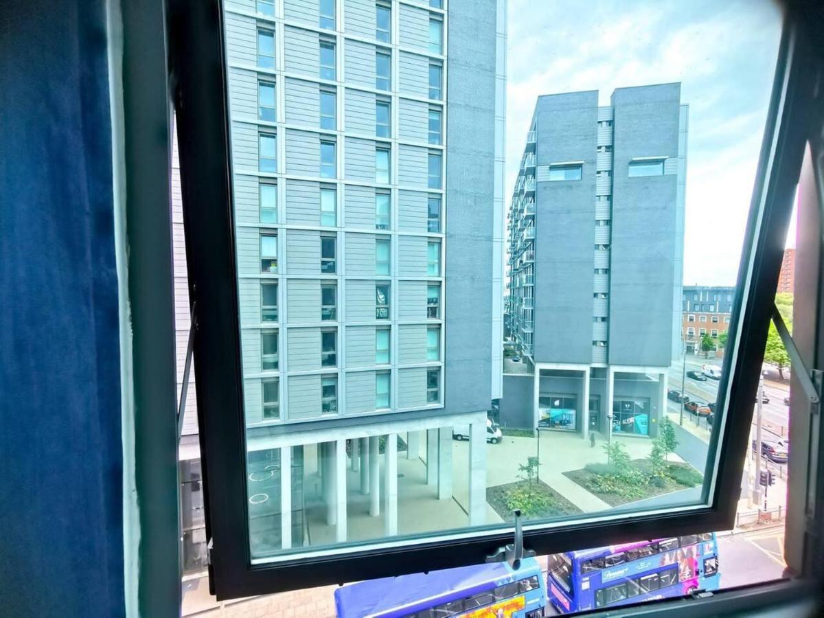 2-Bed Apartment Near City Centre Manchester Ngoại thất bức ảnh