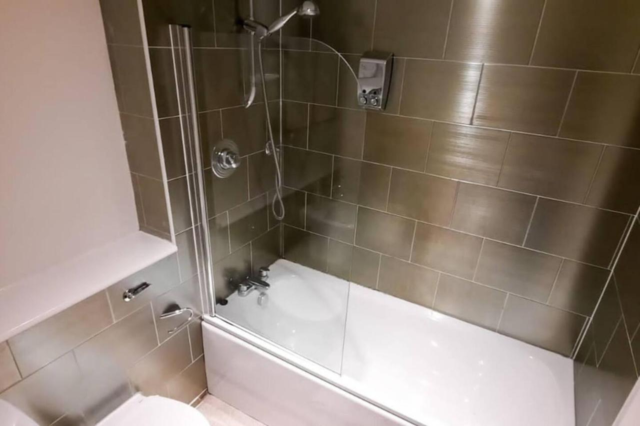 2-Bed Apartment Near City Centre Manchester Ngoại thất bức ảnh